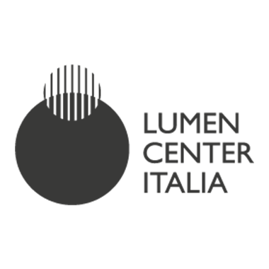 Lumen Center Italia (plafoni, proiettori, incassi, sospensioni) da Vegliolux, un marchio del gruppo Idrocentro, gli specialisti dell'illuminazione e delle elettroforniture