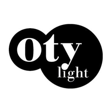 oty Light (plafoni, proiettori, incassi, sospensioni) da Vegliolux, un marchio del gruppo Idrocentro, gli specialisti dell'illuminazione e delle elettroforniture