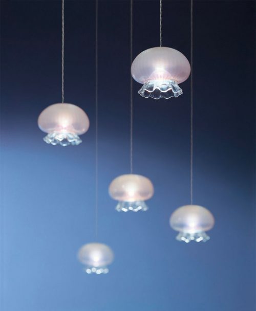 Album Medusina: lampadario sospensione soffitto led da Vegliolux, un marchio del gruppo Idrocentro, gli specialisti di illuminazione e elettroforniture. Acquista nei nostri punti vendita di Piemonte, Liguria, Lombardia e Valle d'Aosta