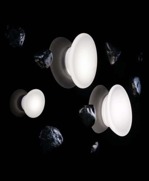 Linea Light Dynamic: applique parete da Vegliolux, un marchio del gruppo Idrocentro, gli specialisti di illuminazione e elettroforniture. Acquista nei nostri punti vendita di Piemonte, Liguria, Lombardia e Valle d'Aosta