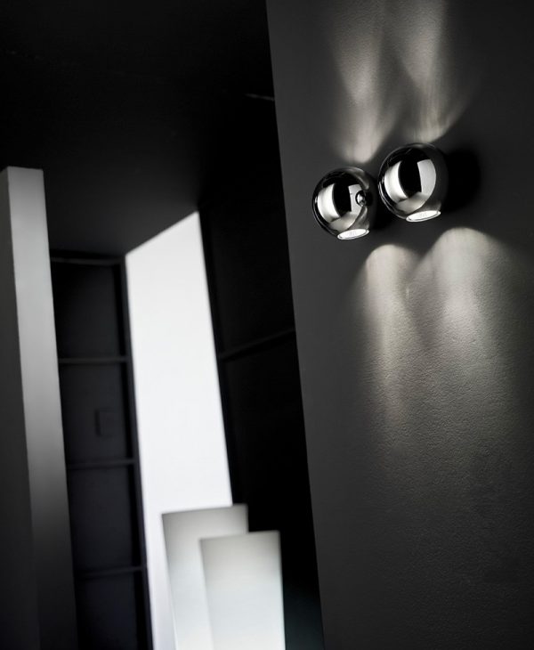Linea Light Pelota: applique parete da Vegliolux, un marchio del gruppo Idrocentro, gli specialisti di illuminazione e elettroforniture. Acquista nei nostri punti vendita di Piemonte, Liguria, Lombardia e Valle d'Aosta