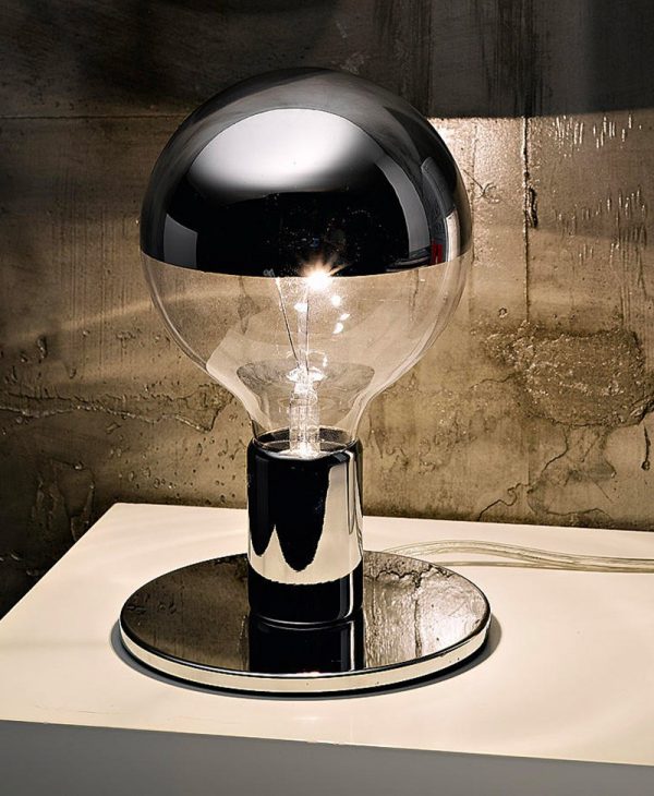 Vesoi Idea Tavolo: la lampada da tavolo ordinabile da Vegliolux by Idrocentro. Visita i nostri punti vendita in Piemonte, Lombardia, Liguria e Valle d'Aosta