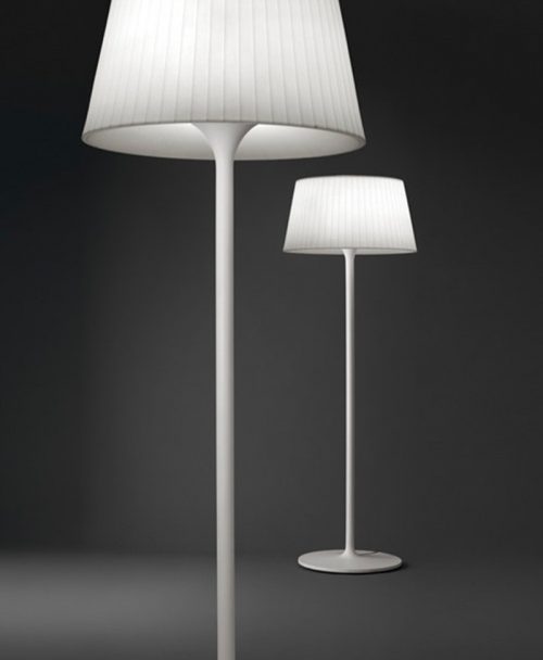 Vibia Plis: la lampada da pavimento da Vegliolux, un marchio del gruppo Idrocentro, il meglio dell'Illuminazione Cuneo