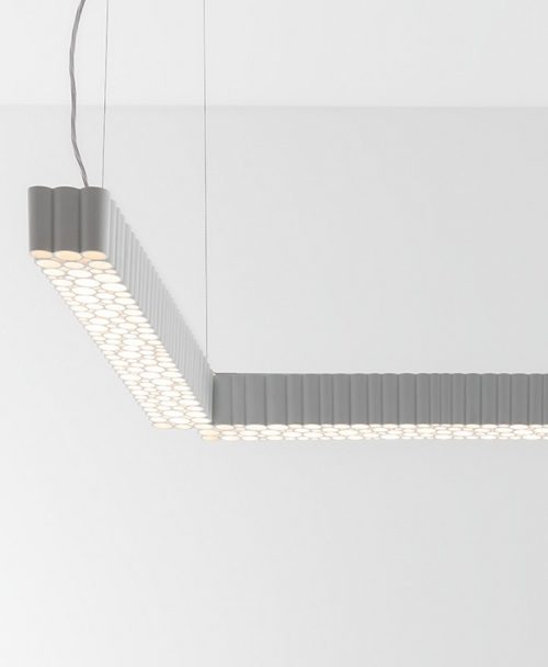 Artemide Calipso: lampadario sospensione da Vegliolux, un marchio del gruppo Idrocentro, gli specialisti di illuminazione e elettroforniture. Acquista nei nostri punti vendita di Piemonte, Liguria, Lombardia e Valle d'Aosta