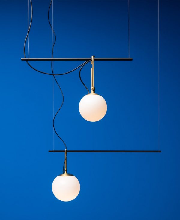 Artemide nh s3 2 arms: lampadario sospensione da Vegliolux, un marchio del gruppo Idrocentro, gli specialisti di illuminazione e elettroforniture. Acquista nei nostri punti vendita di Piemonte, Liguria, Lombardia e Valle d'Aosta